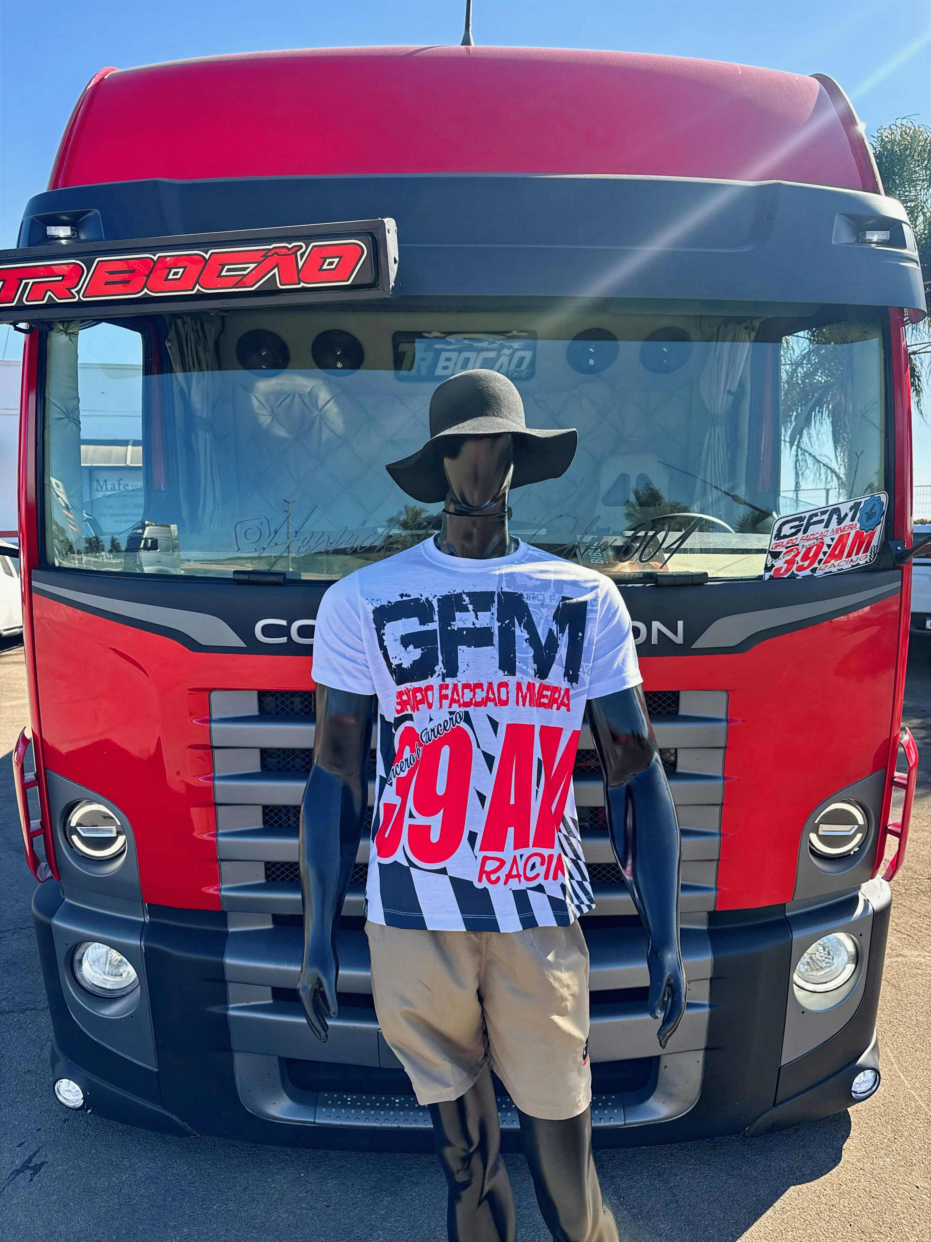 Camiseta Bandeira GFM Vermelha/branco