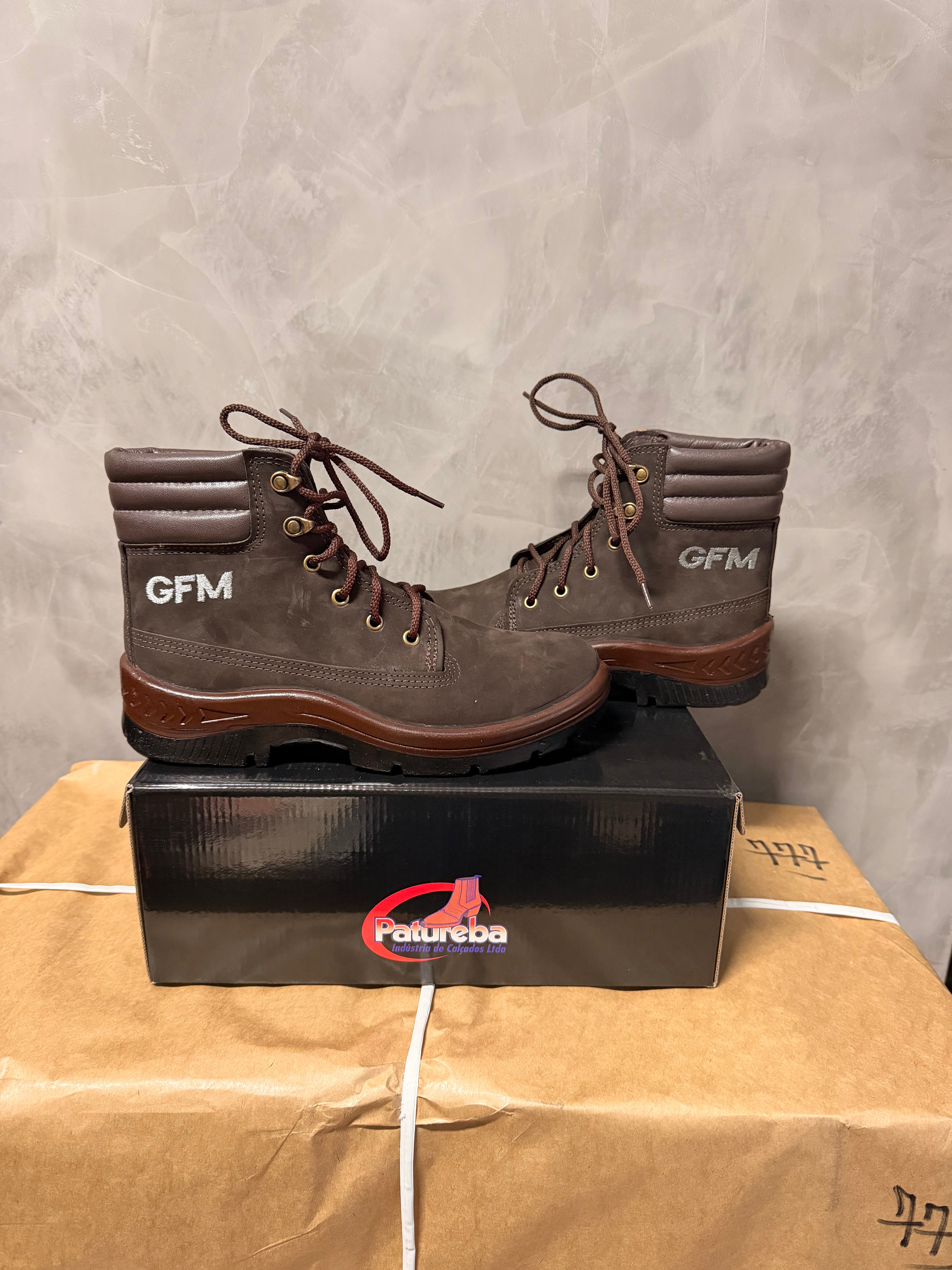 Bota Coturno GFM com Cadarço Hiper Resistente Amarela e Café