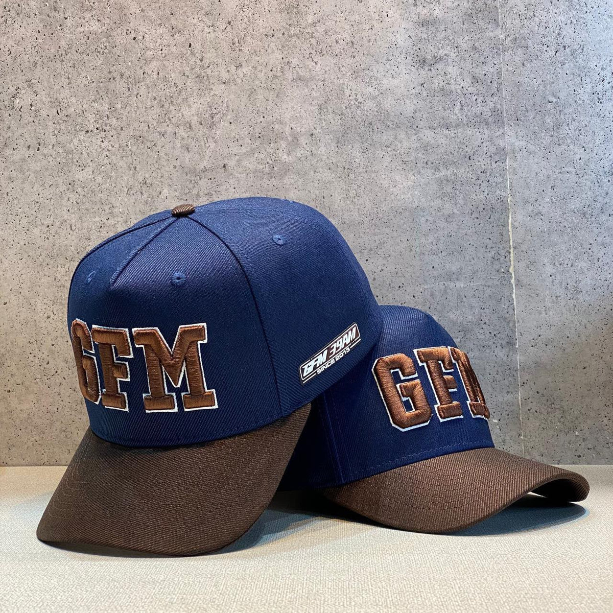 Boné Premium GFM 2 Azul Marinho e Marrom (Edição Limitada)